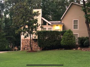 945 Post Road Cir, Stone Mountain, GA 30088