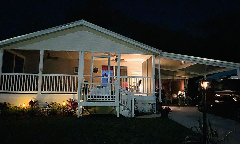 New screened in front porch 