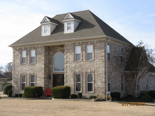 606 Charleswood Dr, Marion, AR 72364