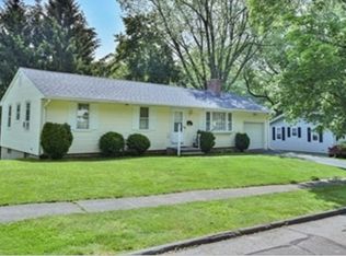 27 Pine Tree Dr, Worcester, MA 01609