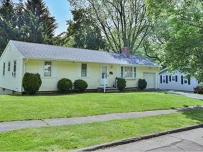 27 Pine Tree Dr, Worcester, MA, 01609