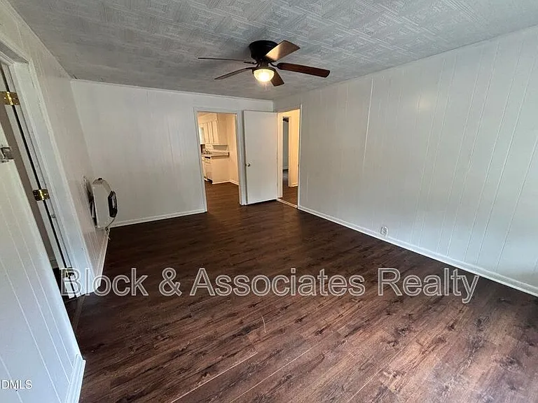 87 Robert Thompson Rd — Photo 15