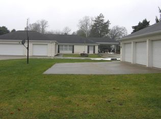 15 S Lincoln Ave, Niles, MI 49120