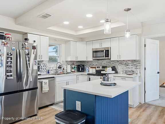 4th image of 2353 Bishop Rd