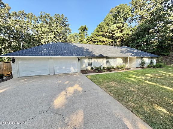 2nd image of 1507 Hickory Ln