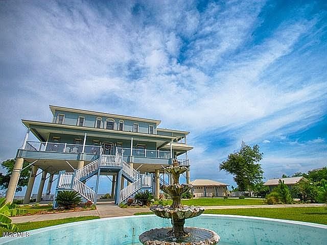1st image of 5105 E Belle Fontaine Dr