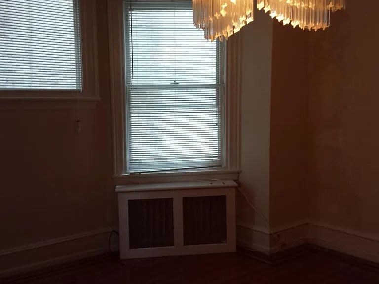 1953 Locust St #2R — Photo 10