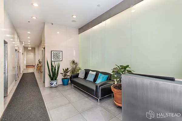 Sold by Brown Harris Stevens | media 25