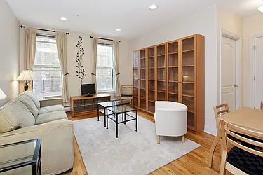 Rented by Raz Realty