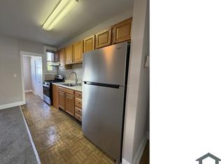 3424 Ravenwood Ave, Baltimore, MD 21213