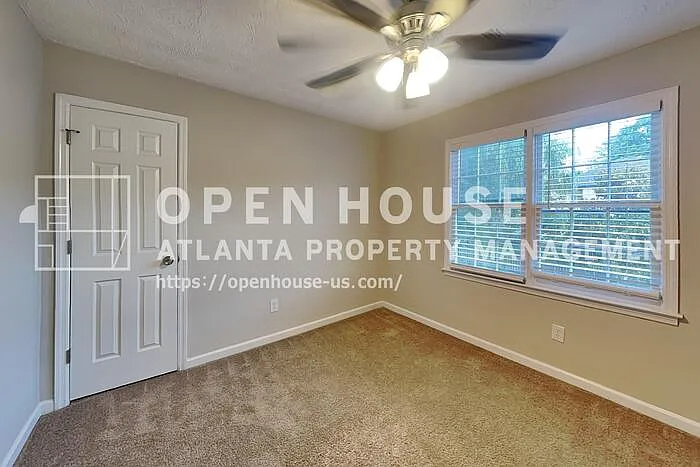 1589 Tennessee Walker Dr NE — Photo 16