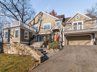 28 Indian Spring Rd, Norwalk, CT 06853