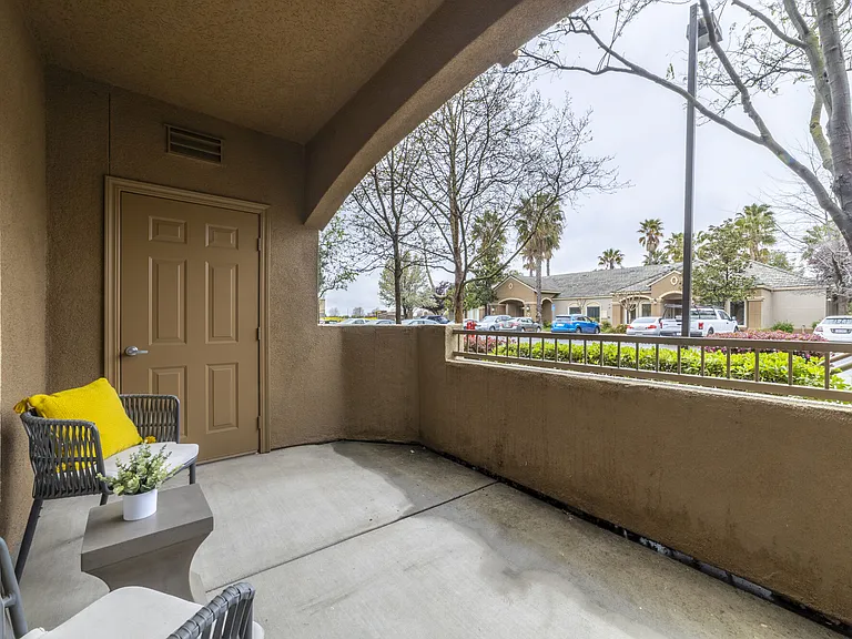 Ashton Parc — Photo 9