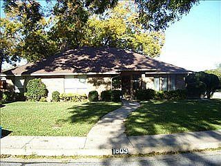 1st image of 1803 Green Tree Ln