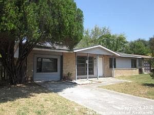 1st image of 1001 Williamsburg Dr