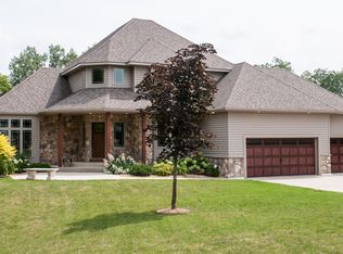 1125 Chenoa Ln SW, Oronoco, MN 55960