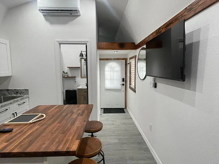 5410 Morgan Rd #2 — Photo 3