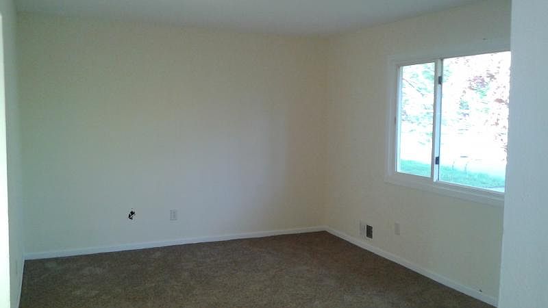 1st image of 9116 Lexington Ave N #1