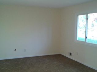 9116 Lexington Ave N #1, Circle Pines, MN 55014