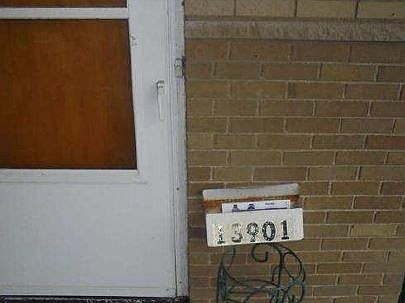 5th image of 13901 S Hoxie Ave