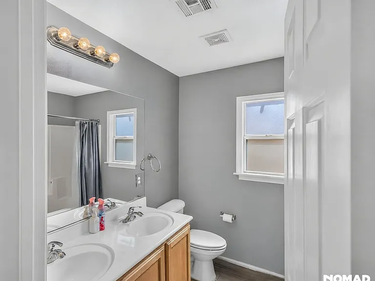 8528 Myrsine Ct — Photo 24