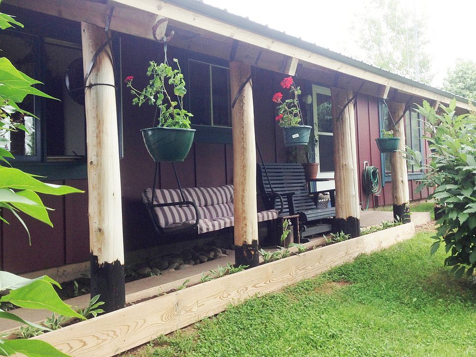 Covered Porch / Walkway