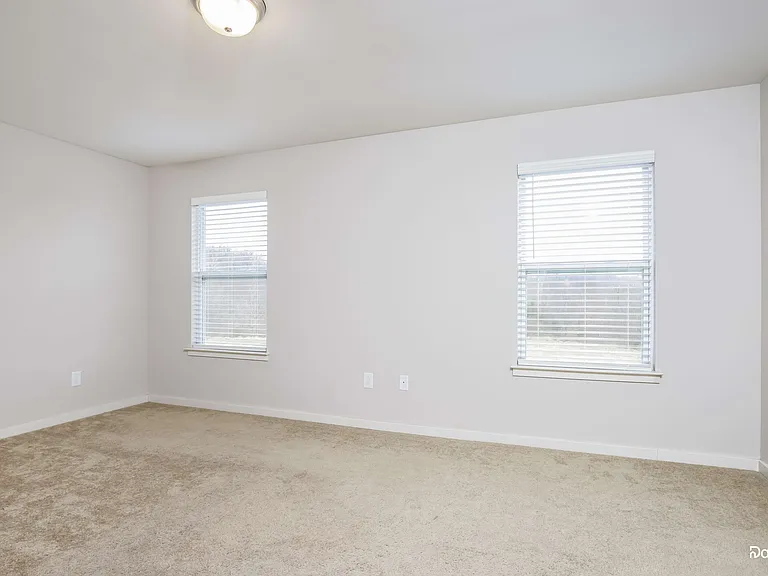 4394 Lochurst Dr — Photo 9
