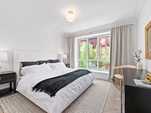 4th image of 333 E 82nd St APT 3C