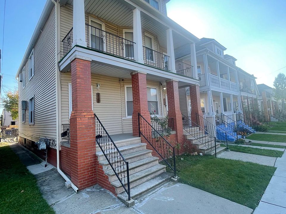 2398 Holmes Ave 1, Hamtramck, MI 48212 Zillow