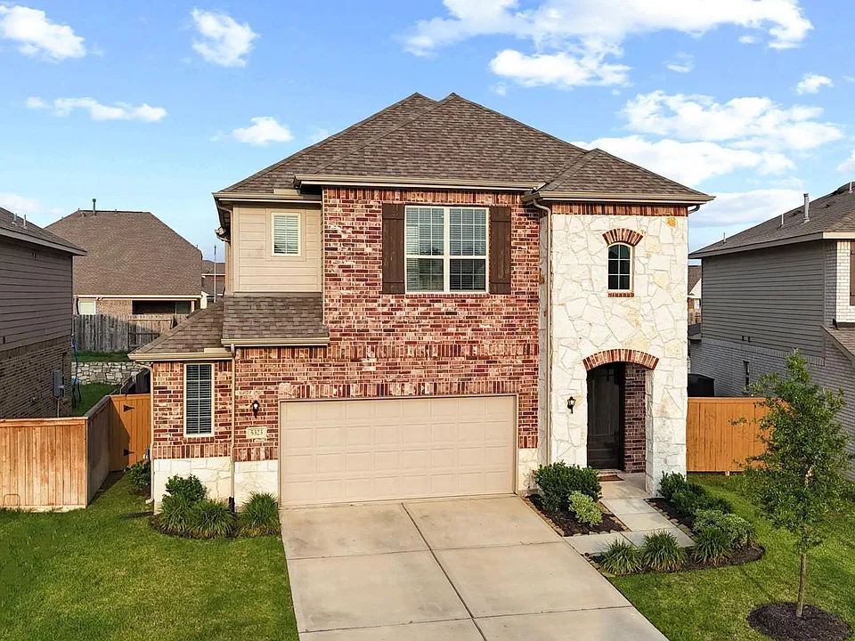 5323 Wyatt James Ln