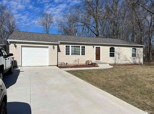 2486 W Rauch Rd, Temperance, MI 48182