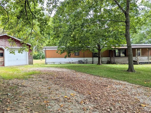 5779 E Xenia St, Bowersville, OH 45307