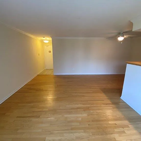 205 W Miner St #4 — Photo 13