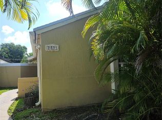 7471 SW 149th Ct, Miami, FL 33193