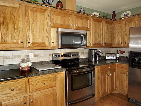 4th image of 3002 La Jolla Ln