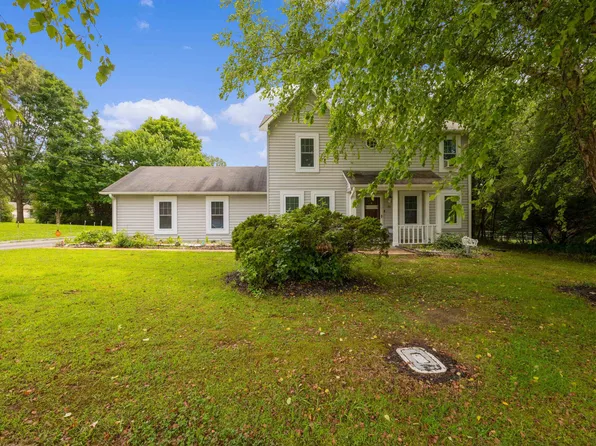 99 Hidden Valley Dr, Jackson, TN 38305