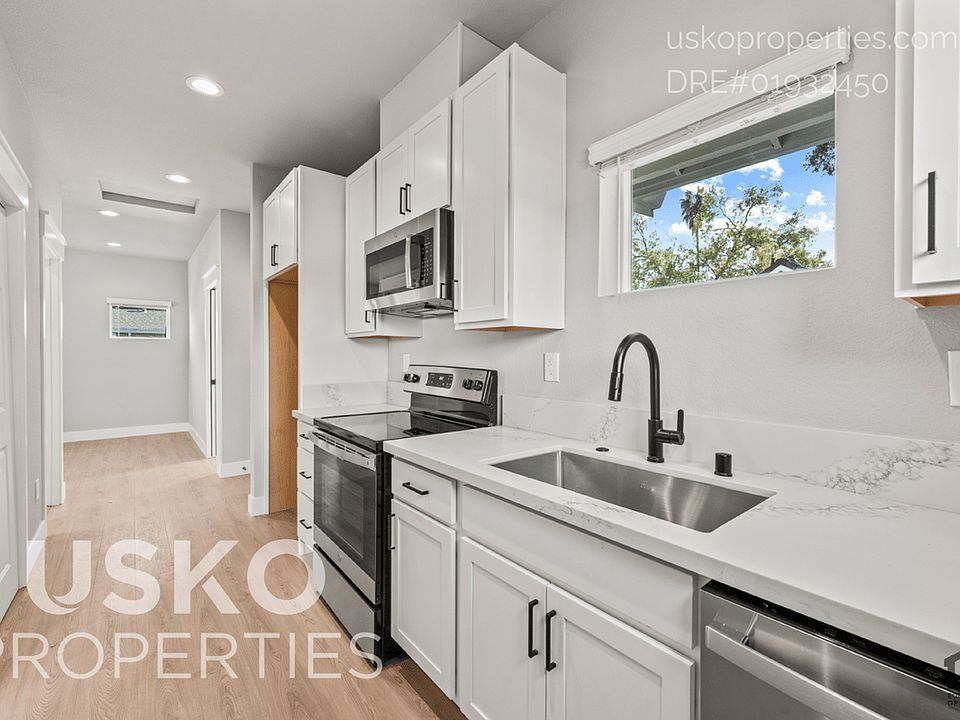 1st image of 3125 3rd Ave Unit 2