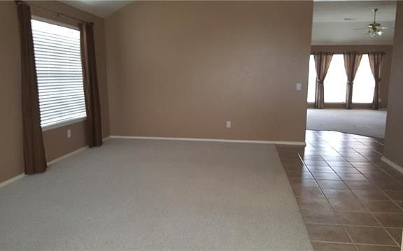 5th image of 3709 Villanova Dr