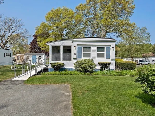 30 Candlelight Dr, Plymouth, MA 02360