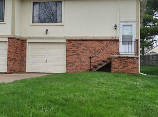 2528 Mose Ave, Bellevue, NE 68147