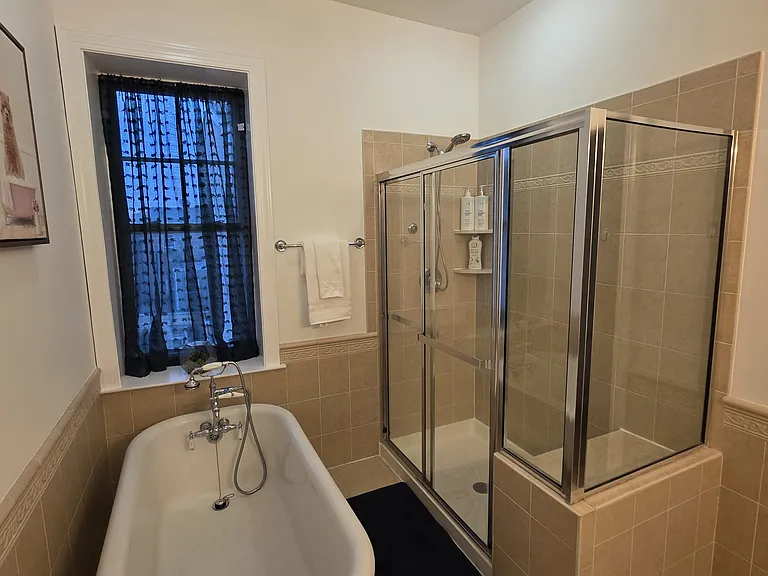 816 Carpenter St #2F — Photo 7