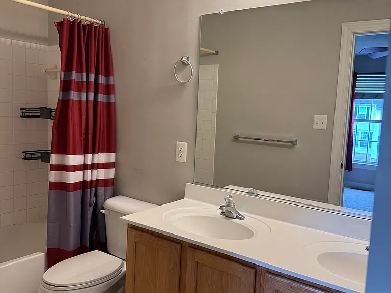 6502 Montalto Xing #E — Photo 12