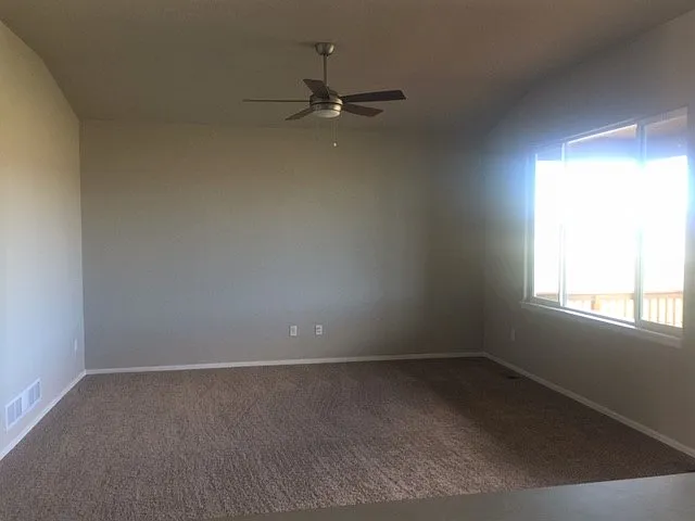 3423 Curlew Dr — Photo 2