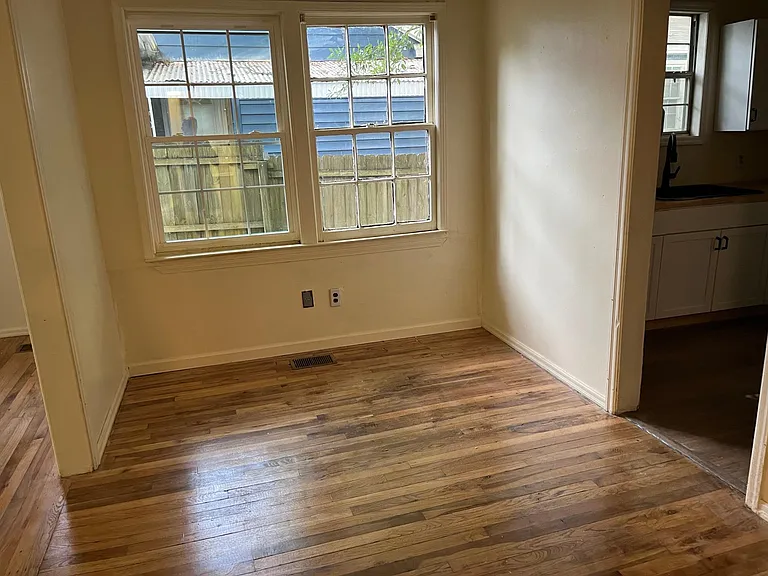 615 N Panama St — Photo 6