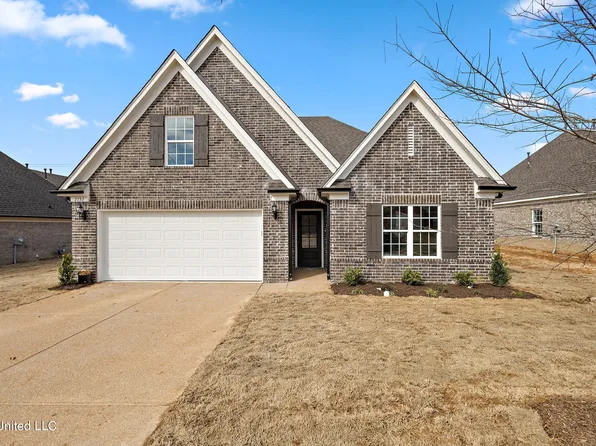 2132 Dela Dr, Southaven, MS 38672