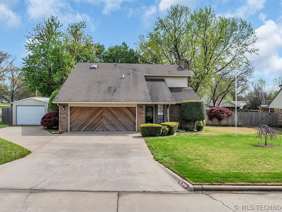 1st image of 2400 Woodleaf Ct