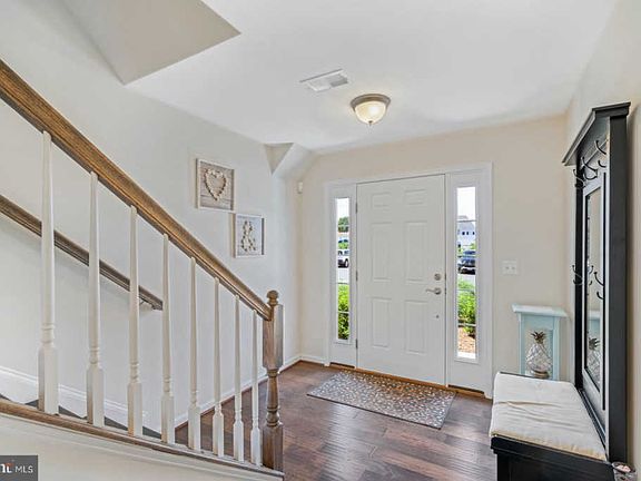 4th image of 8257 Heritage Crossing Ct #19
