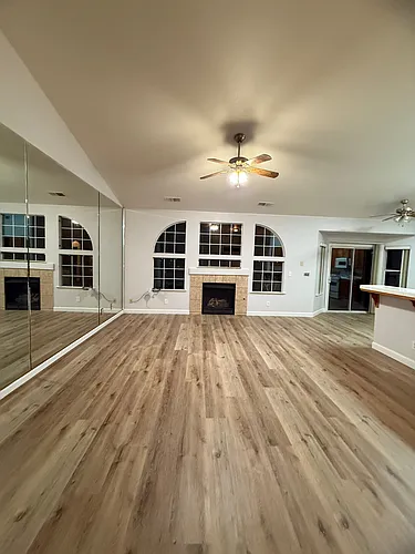 2804 E Deyoung Dr Photo 1