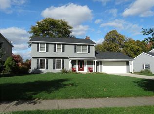 357 Forest Meadows Dr, Medina, OH 44256