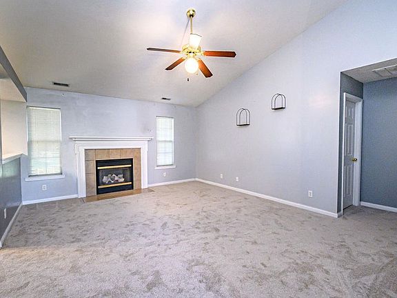 2nd image of 4501 Barrington Pl